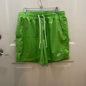 Nike Flow Short